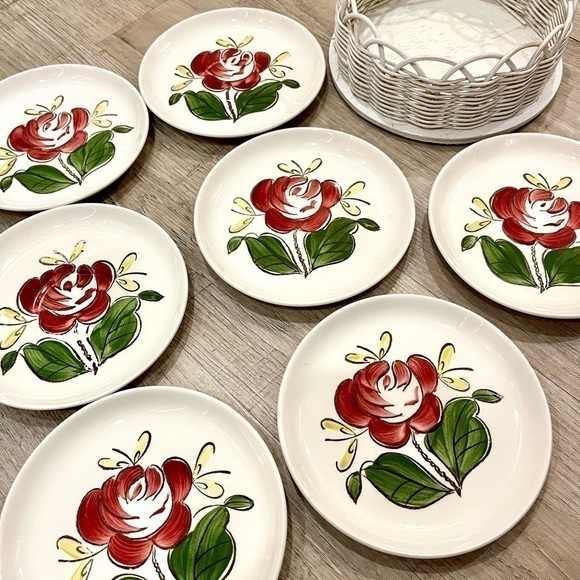 Stetson Other - Vintage Stetson Red Rio Rose Desert Plates in basket Set of Seven
